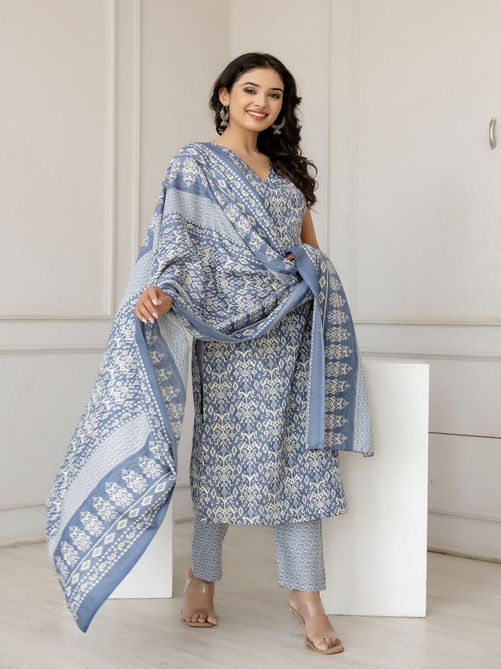 Grey Color Printed Straight Kurta With Trouser