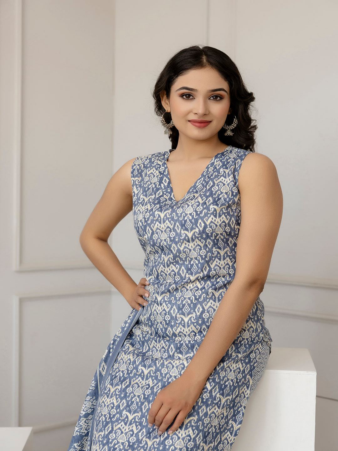 Grey Color Printed Straight Kurta With Trouser