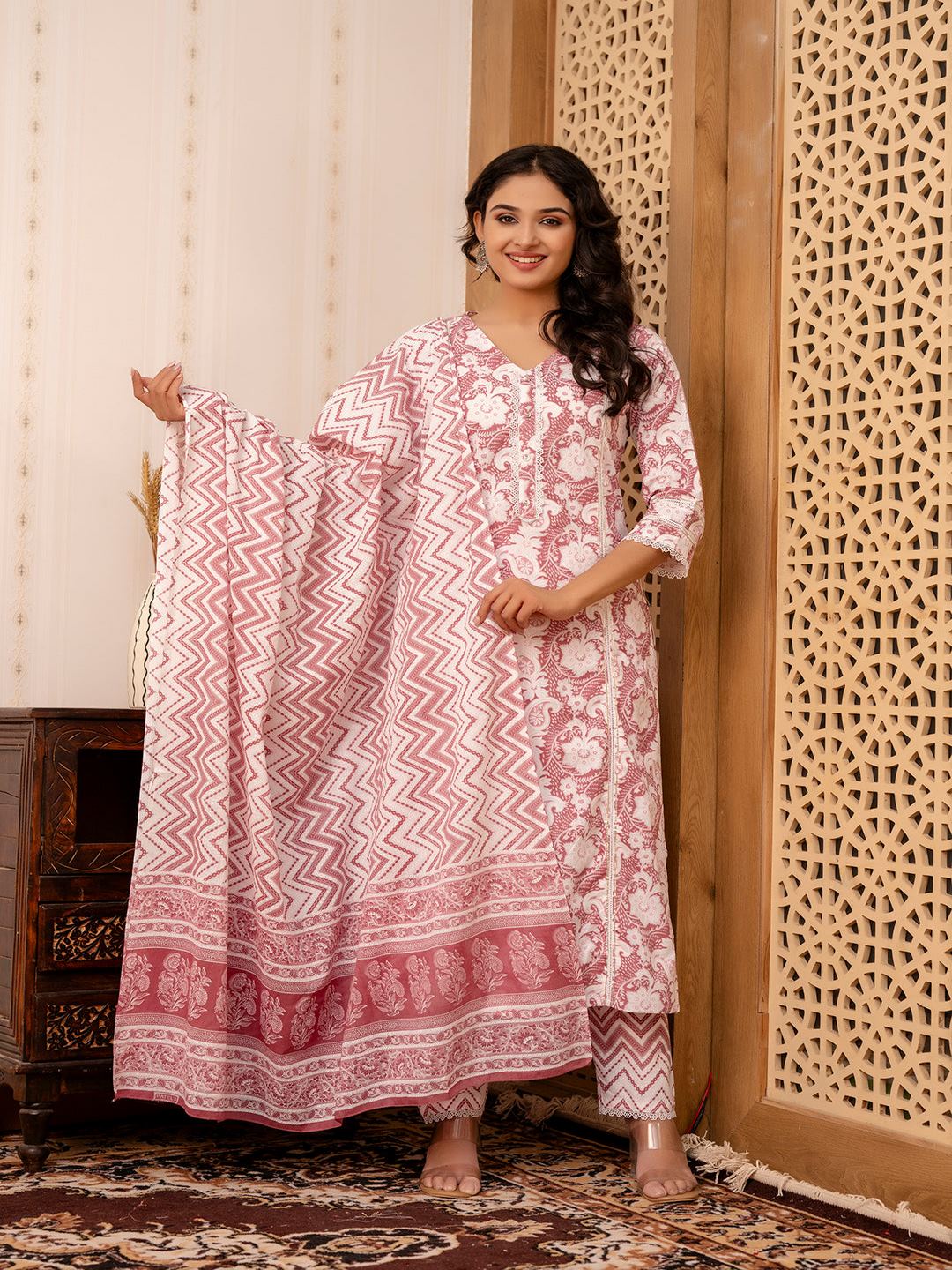 Mauve Floral Printed Straight Kurta And Trouser With Dupatta