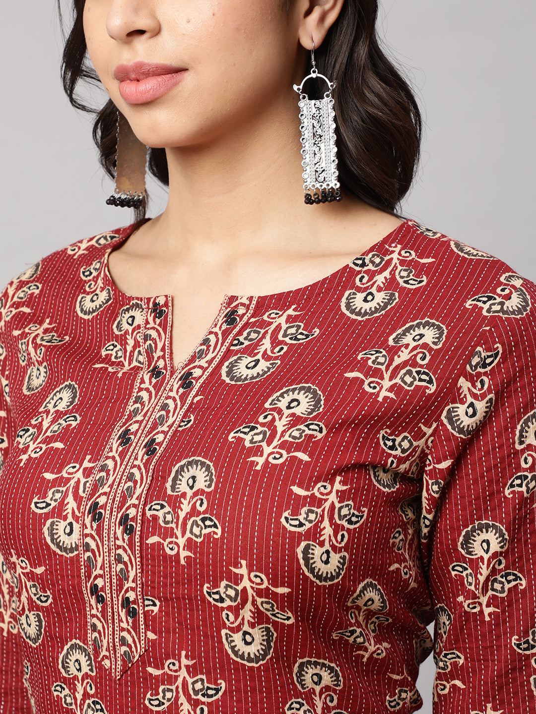 Maroon Straight Tunic With Three Quarter Sleeves