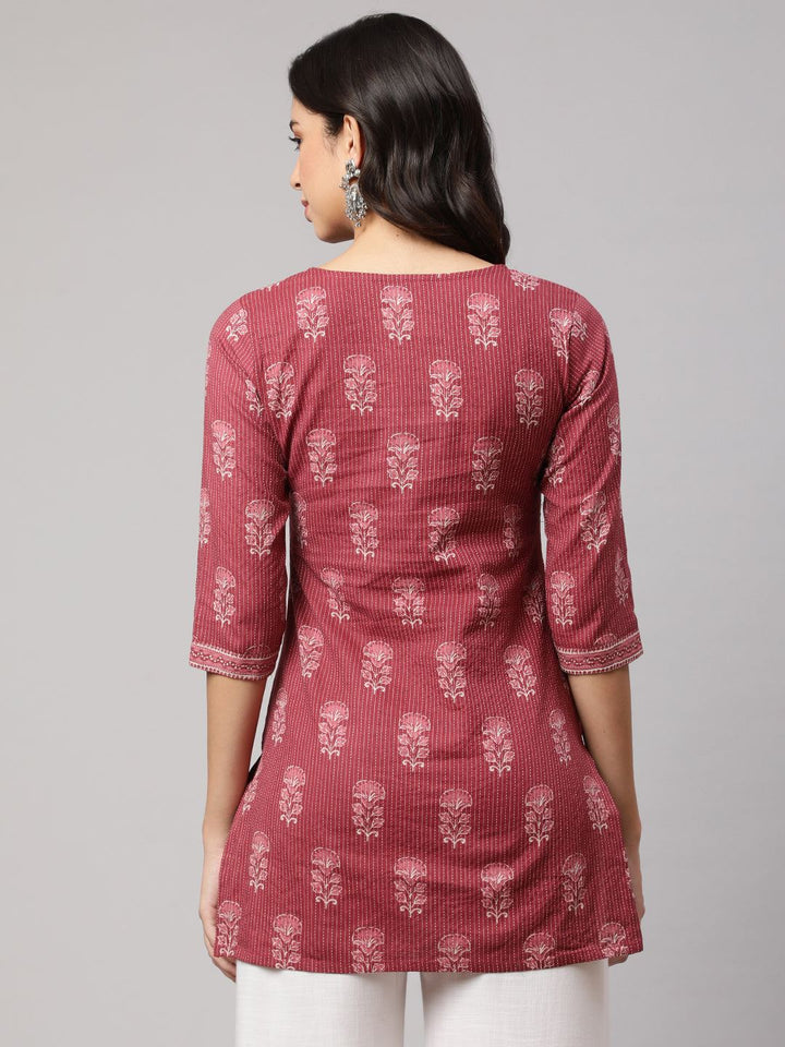Mauve Straight Tunic With Three Quarter Sleeves