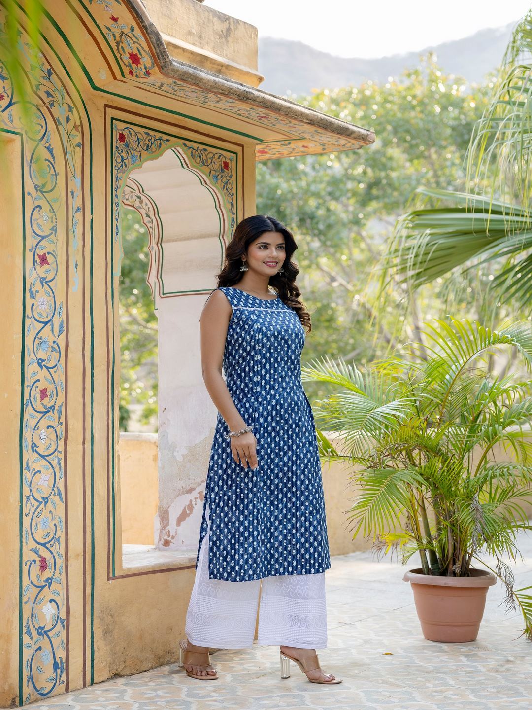 Blue Ethnic Straight Sleeveless Kurta
