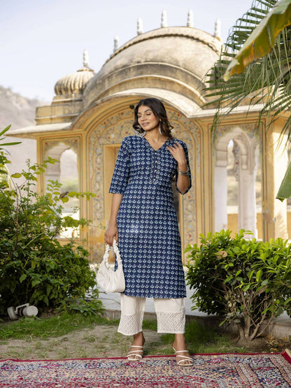 Blue Ethnic Printed Straight Kurta With Three Quarter Sleeves
