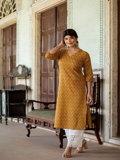 Yellow Ethnic Printed Straight Kurta With Three Quarter Sleeves