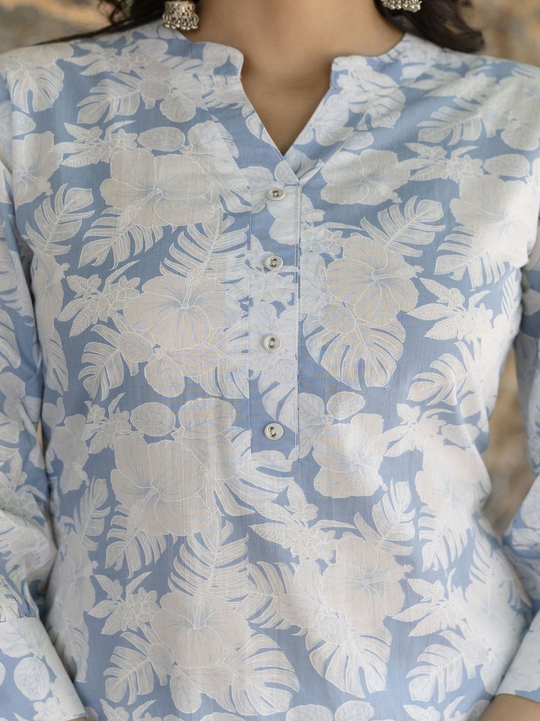 Blue Printed Straight Kurta With Three Quarter Sleeves