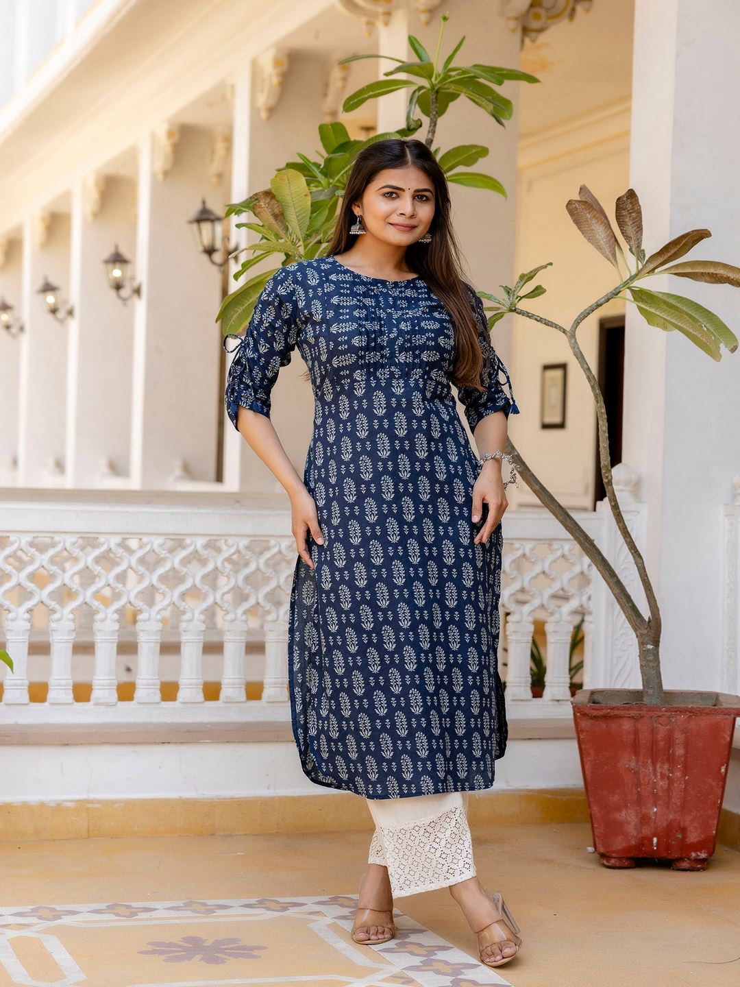 Navy Blue Printed Straight Kurta With Three Quarter Sleeves