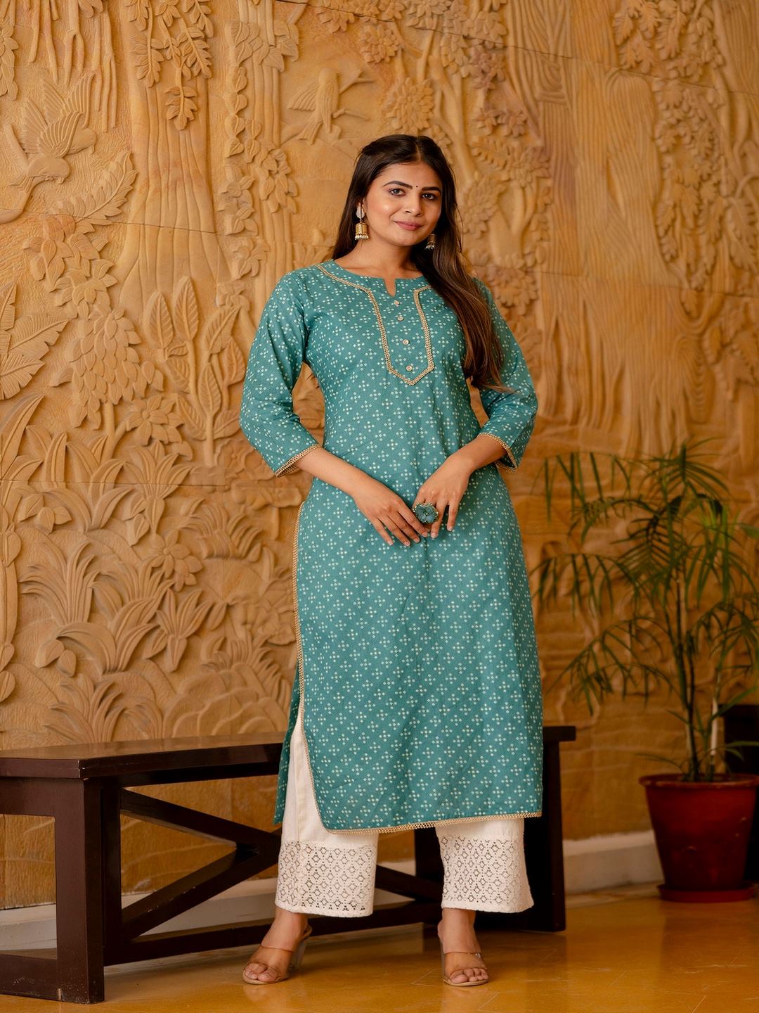 Green Bandhani Printed Straight Kurta