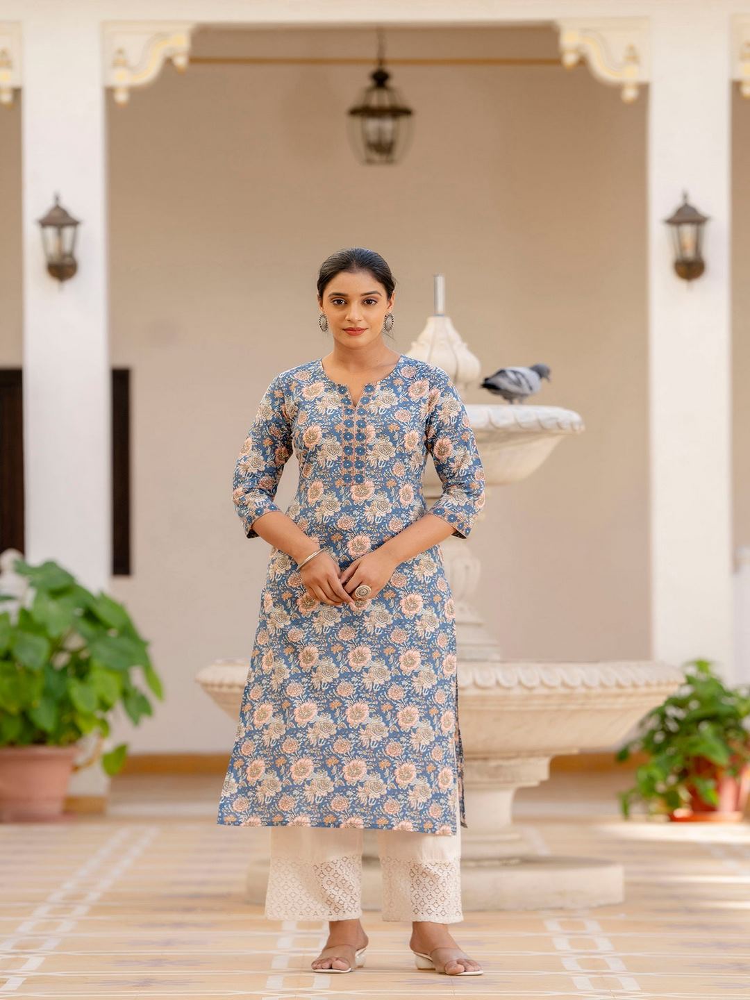 Blue Printed Straight Kurta With Three Quarter Sleeves