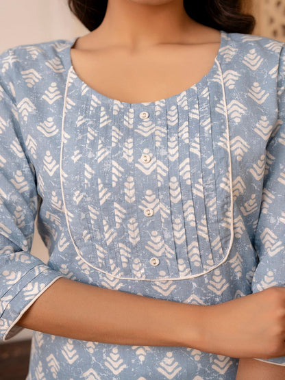 Blue Printed Straight Kurta With Three Quarter Sleeves