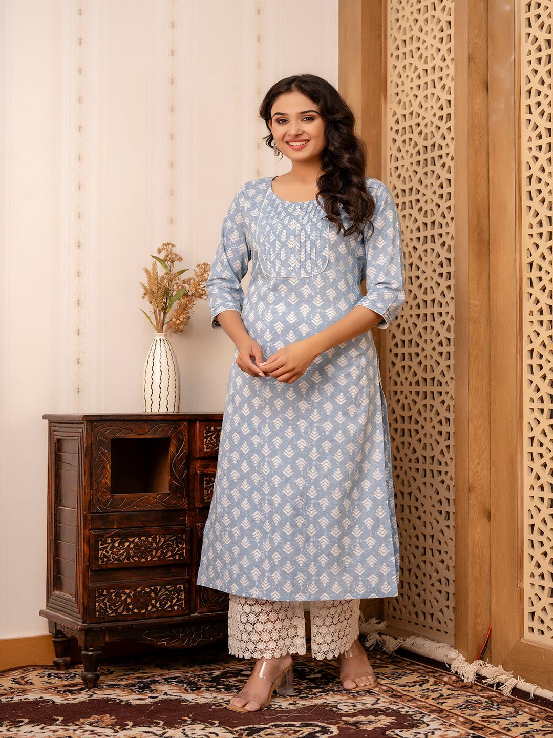 Blue Printed Straight Kurta With Three Quarter Sleeves