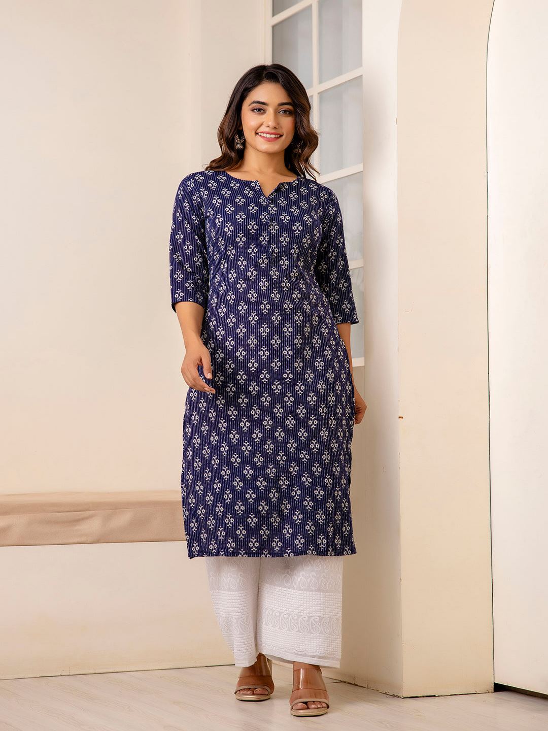 Navy Blue Printed Straight Kurta With Three Quarter Sleeves