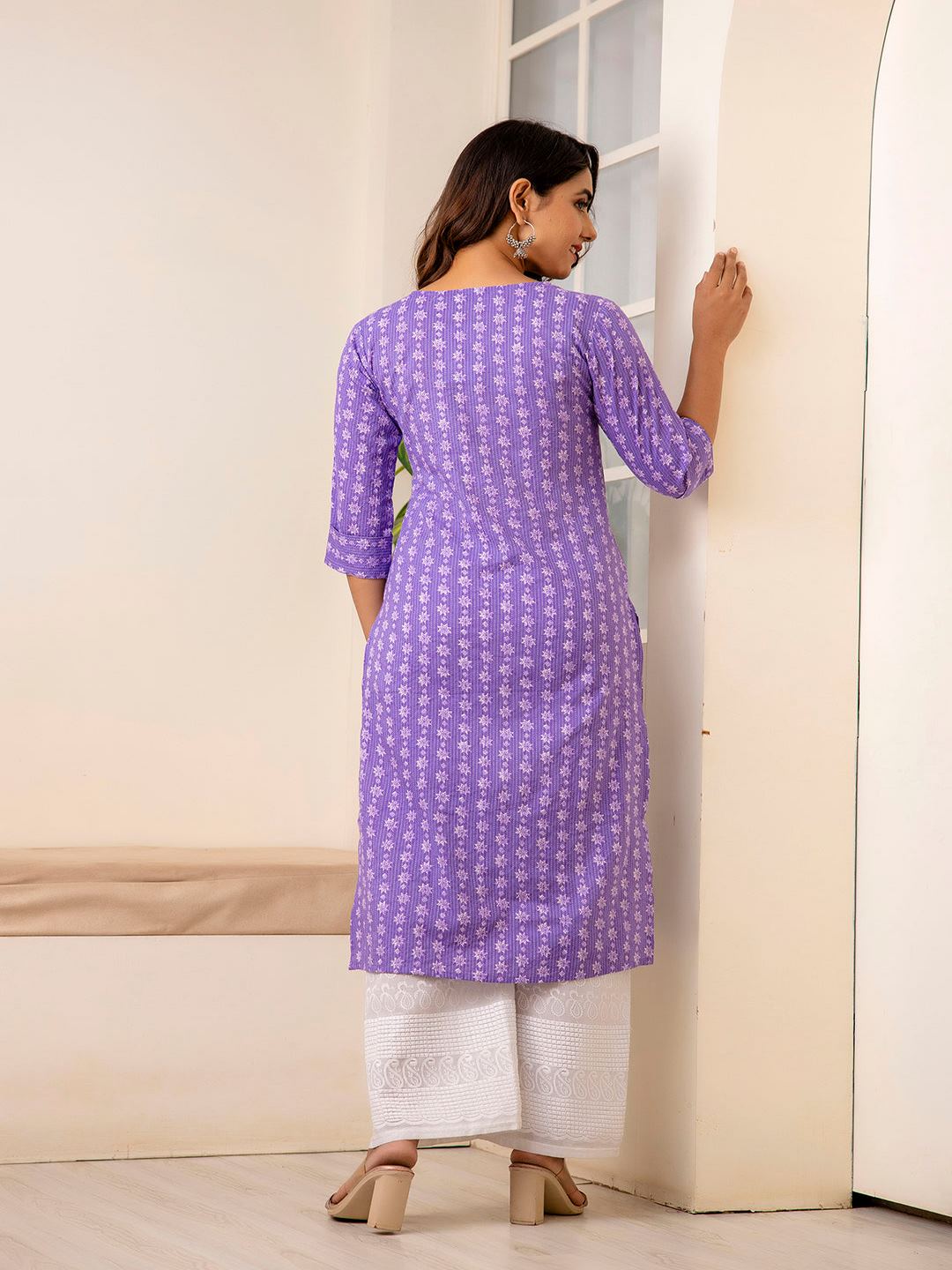 Purple Printed Straight Kurta With Three Quarter Sleeves