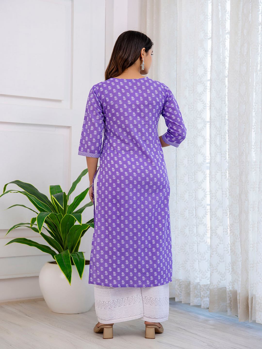 Purple Printed Straight Kurta With Three Quarter Sleeves