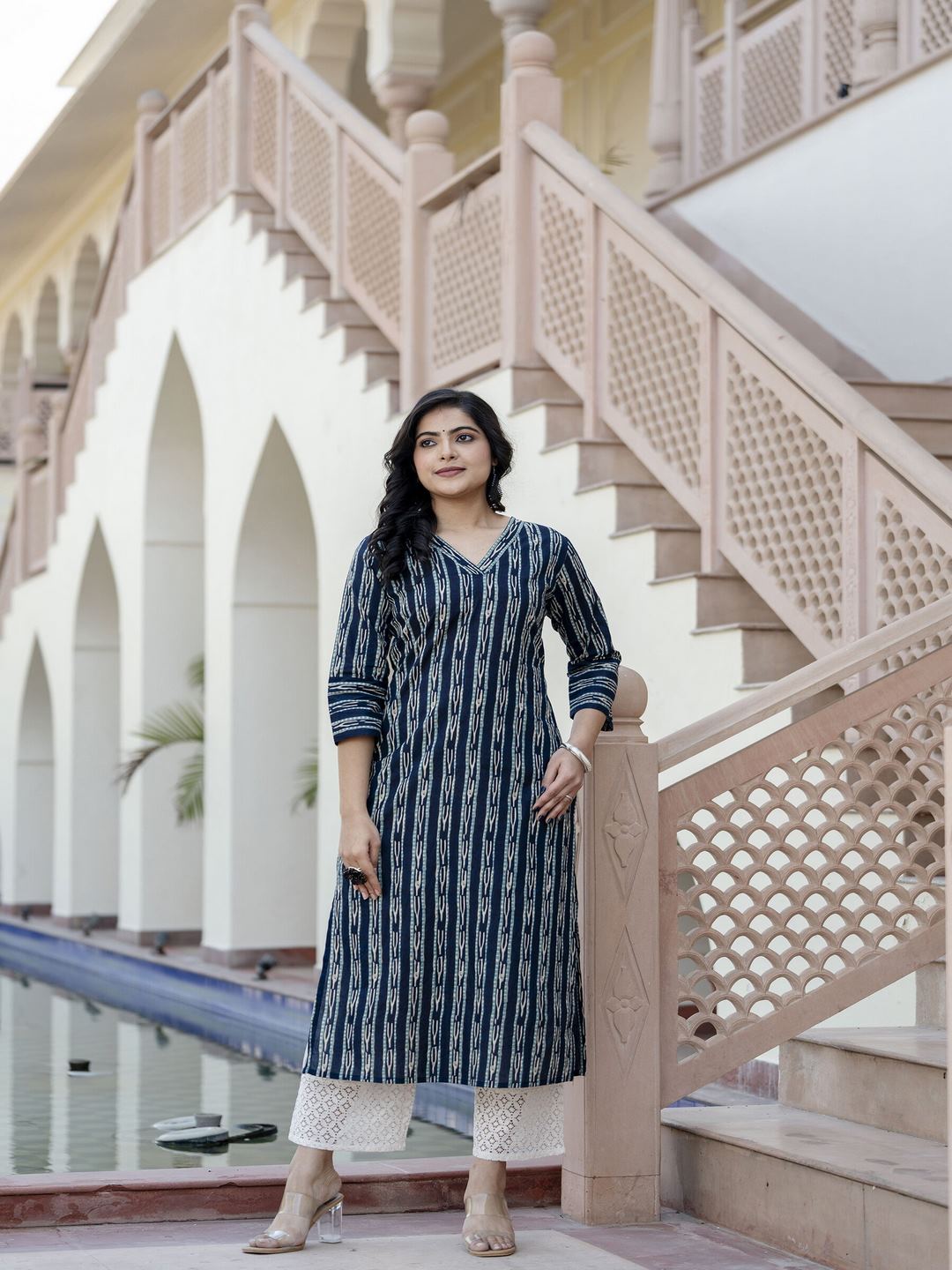 Blue Printed Straight Kurta With Three Quarter Sleeves