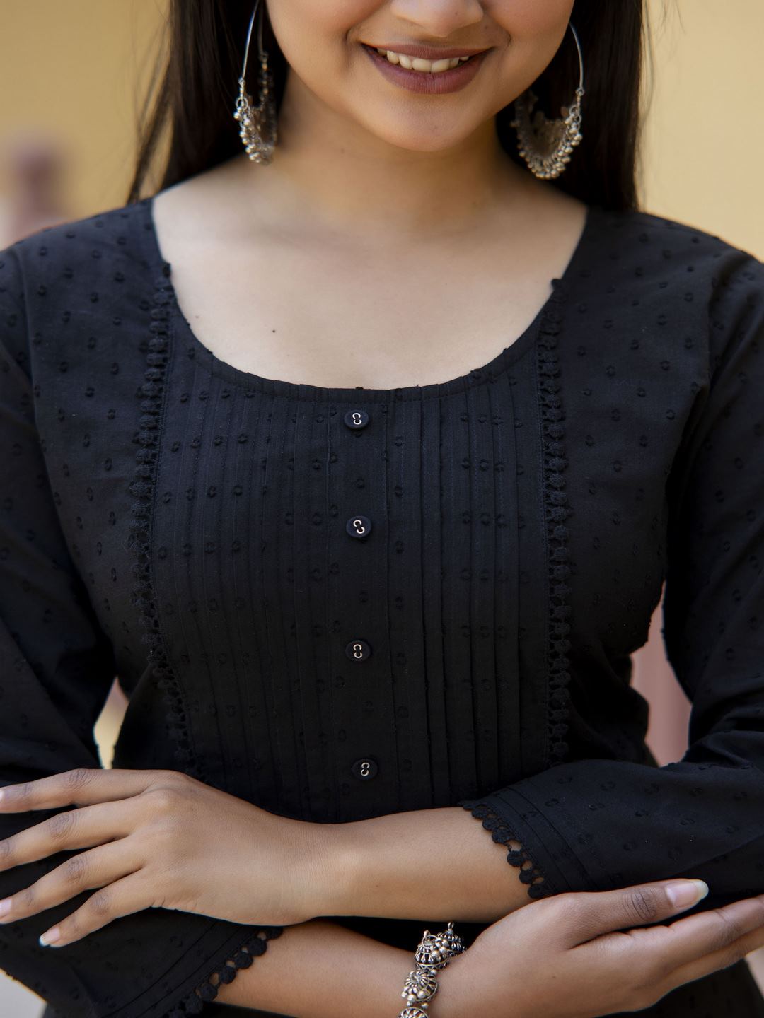 Black Dobby Straight Kurta With Three Quarter Sleeves