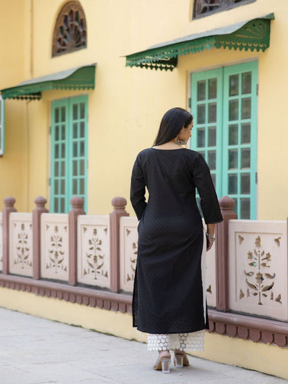 Black Dobby Straight Kurta With Three Quarter Sleeves