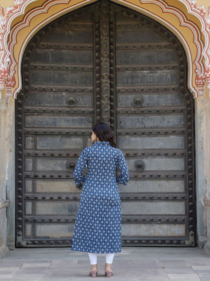 Blue Printed Straight Kurta With Three Quarter Sleeves