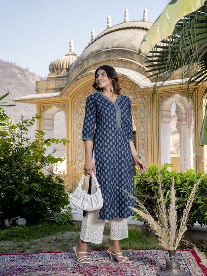 Blue Ethnic Printed Straight Kurta With Three Quarter Sleeves