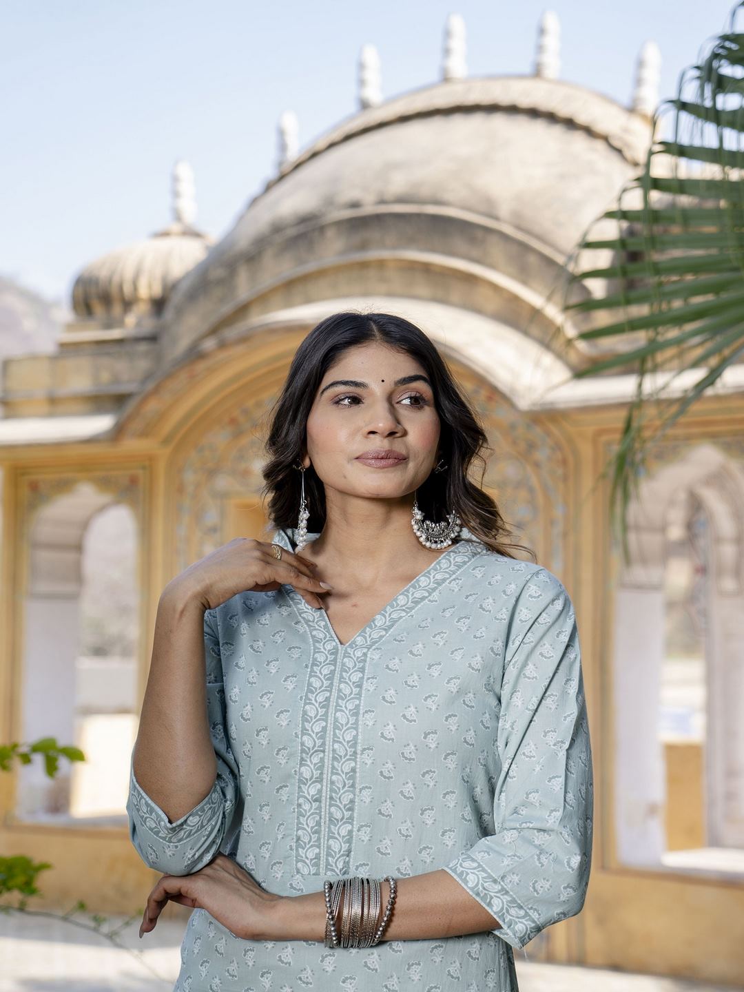 Green Ethnic Printed Straight Kurta With Three Quarter Sleeves