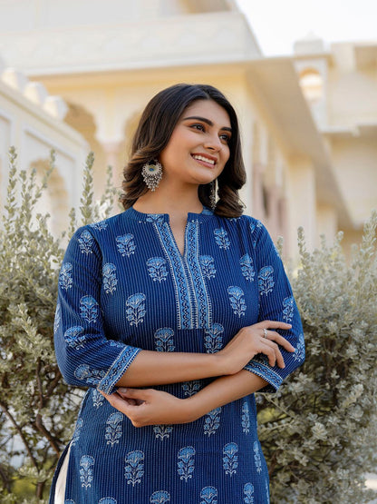 Navy Blue Printed Straight Kurta With Three Quarter Sleeves