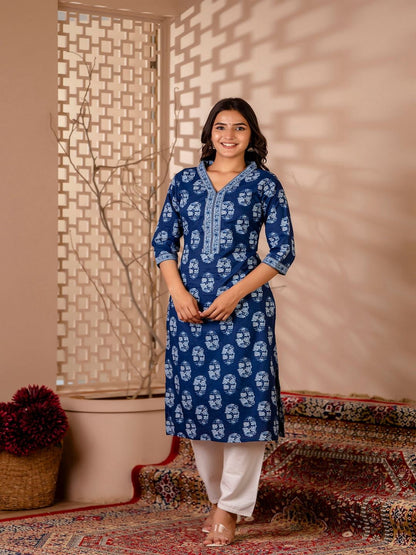 Blue Printed Straight Kurta With Three Quarter Sleeves