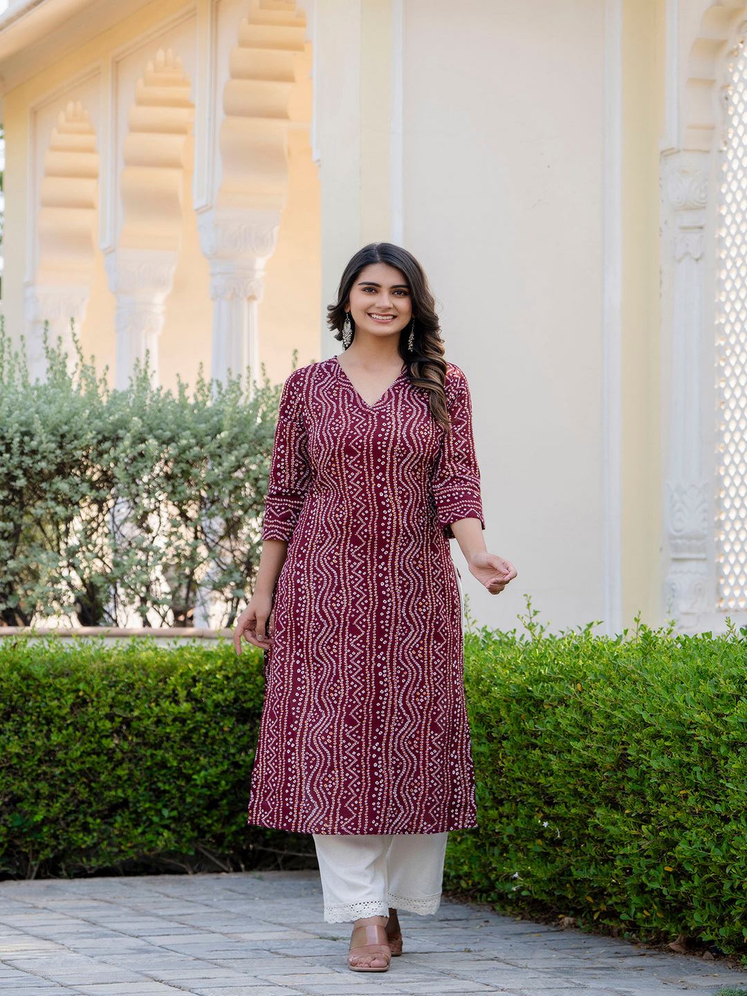 Maroon Printed Straight Kurta With Three Quarter Sleeves