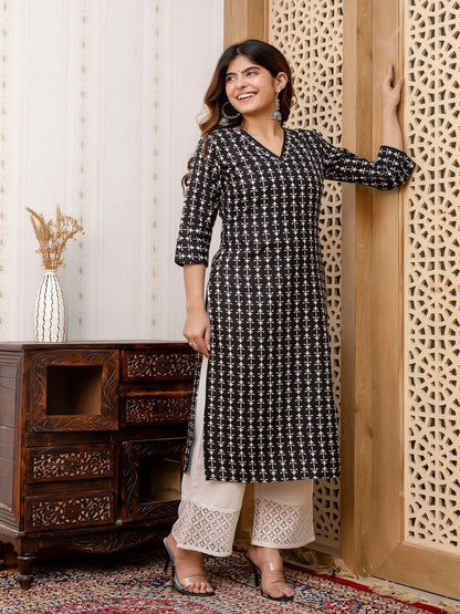 Black Printed Straight Kurta With Three Quarter Sleeves