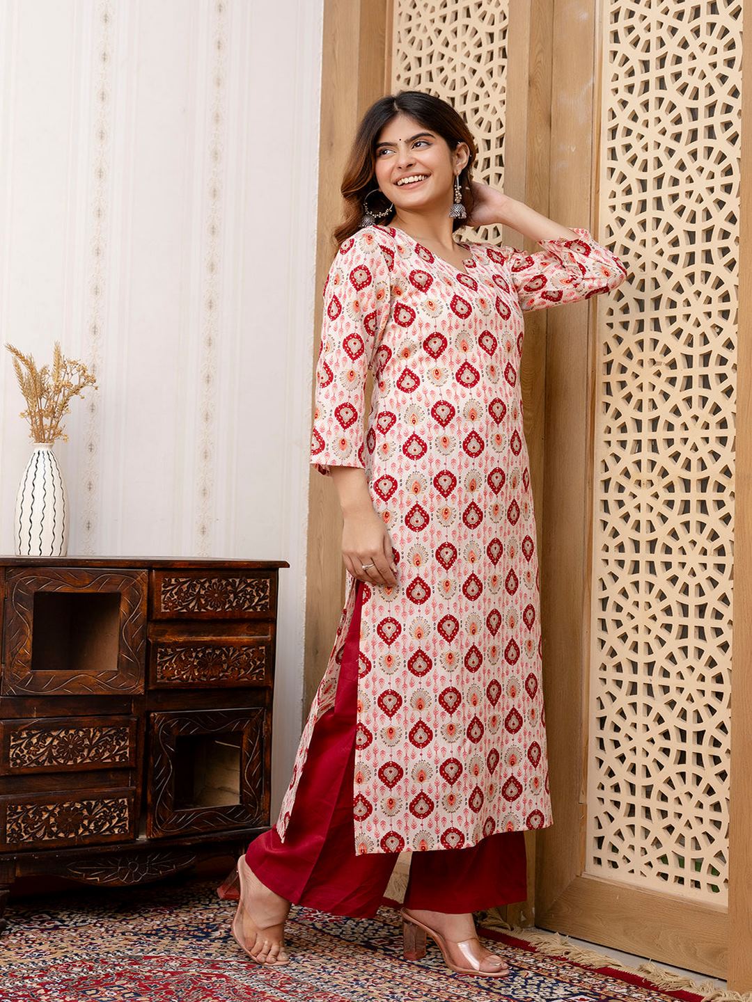 Maroon And Off White Printed Straight Kurta