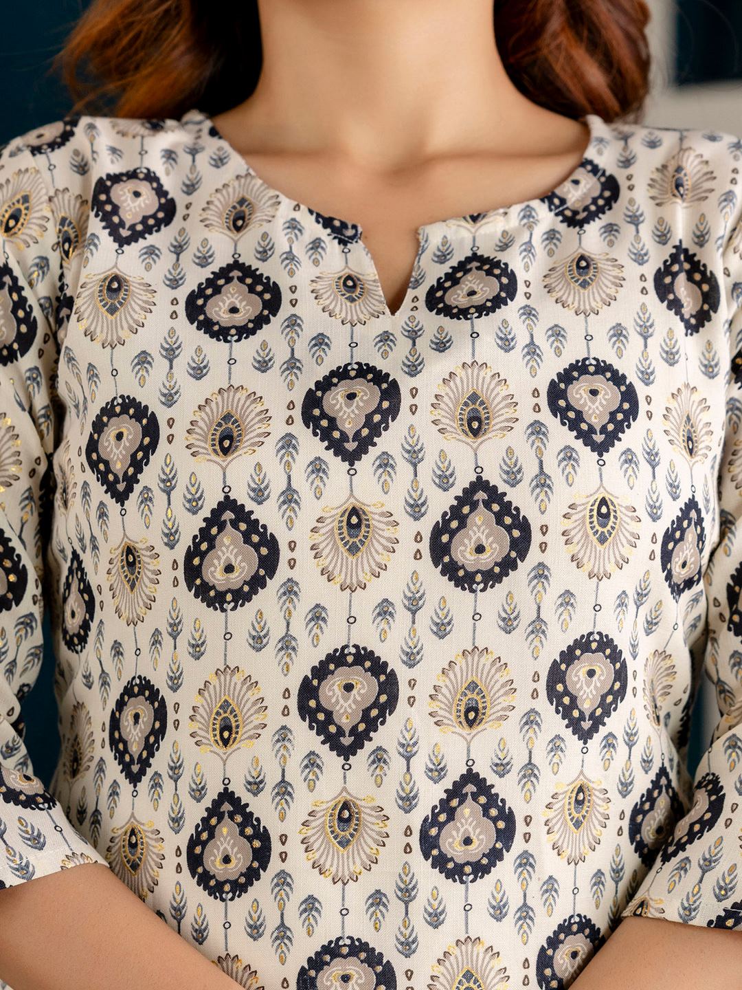 Off White And Black Printed Straight Kurta