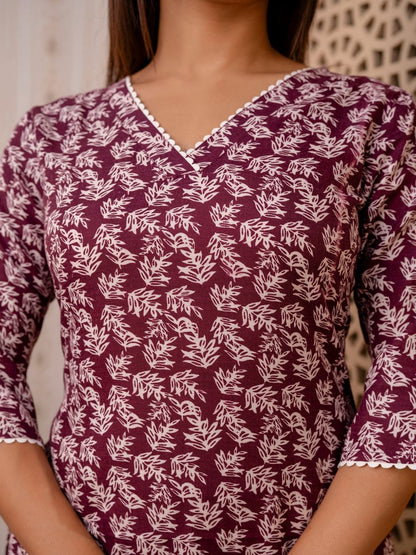 Purple Printed Straight Kurta With Three Quarter Sleeves
