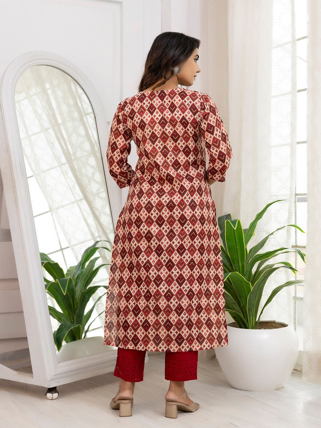 Maroon Printed Straight Kurta With Three Quarter Sleeves