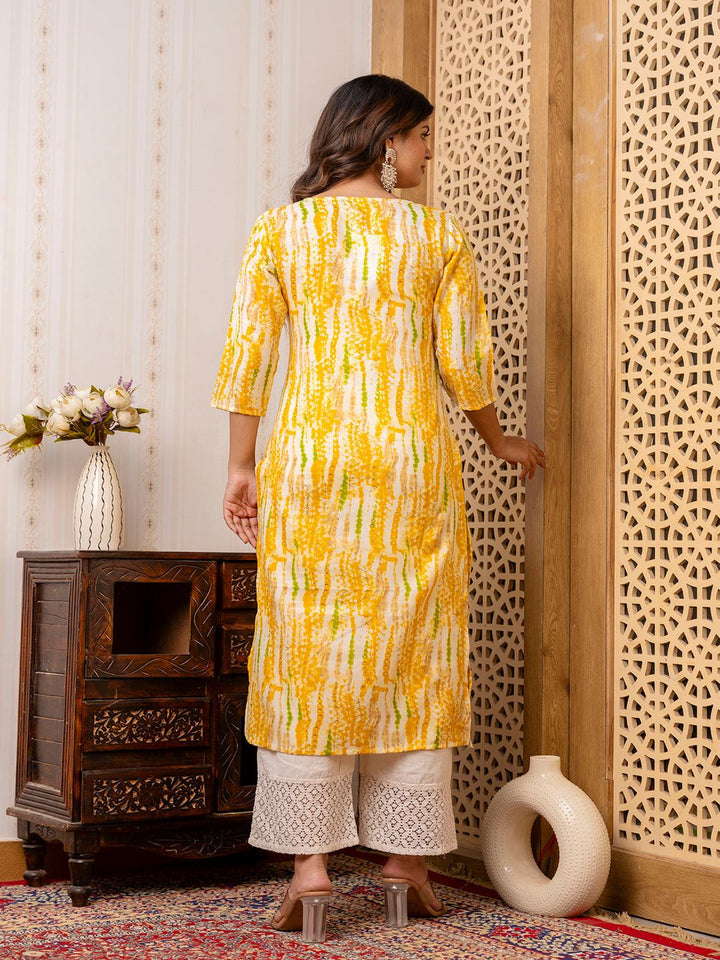 Yellow Printed Straight Kurta With Three Quarter Sleeves