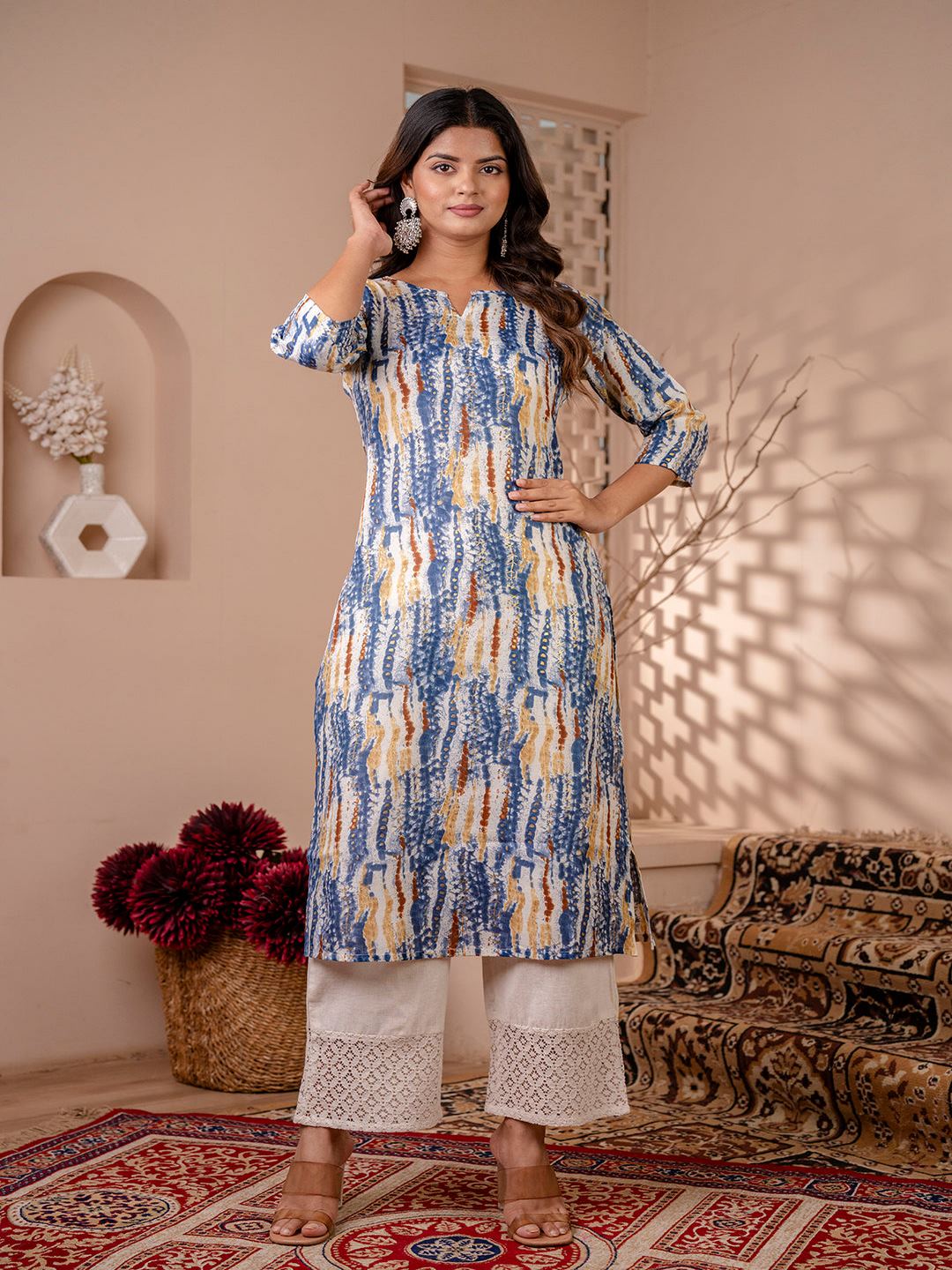 Blue Printed Straight Kurta With Three Quarter Sleeves