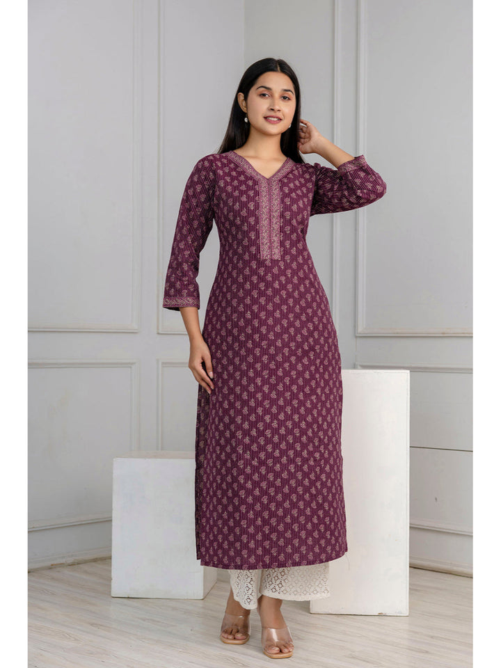 Burgundy Printed Straight Kurta With Three Quarter Sleeves