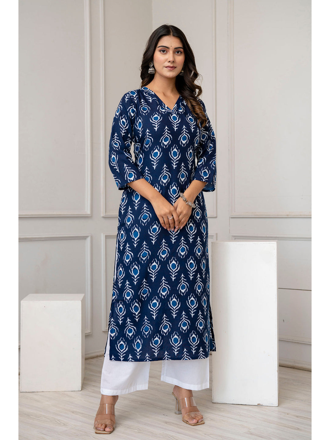 Navy Blue Printed Straight Kurta With Three Quarter Sleeves