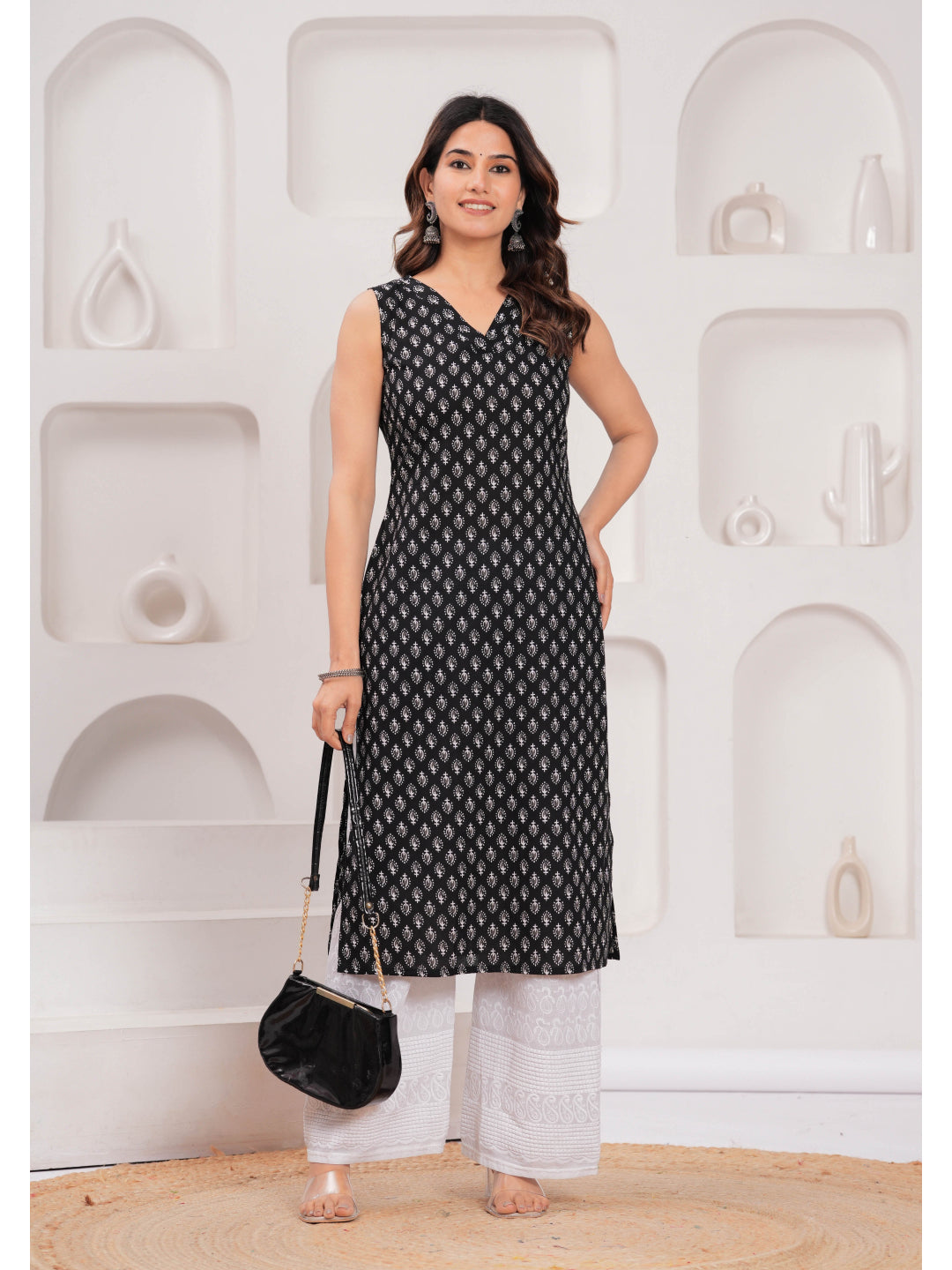 Black Printed Straight Sleeveless Kurta