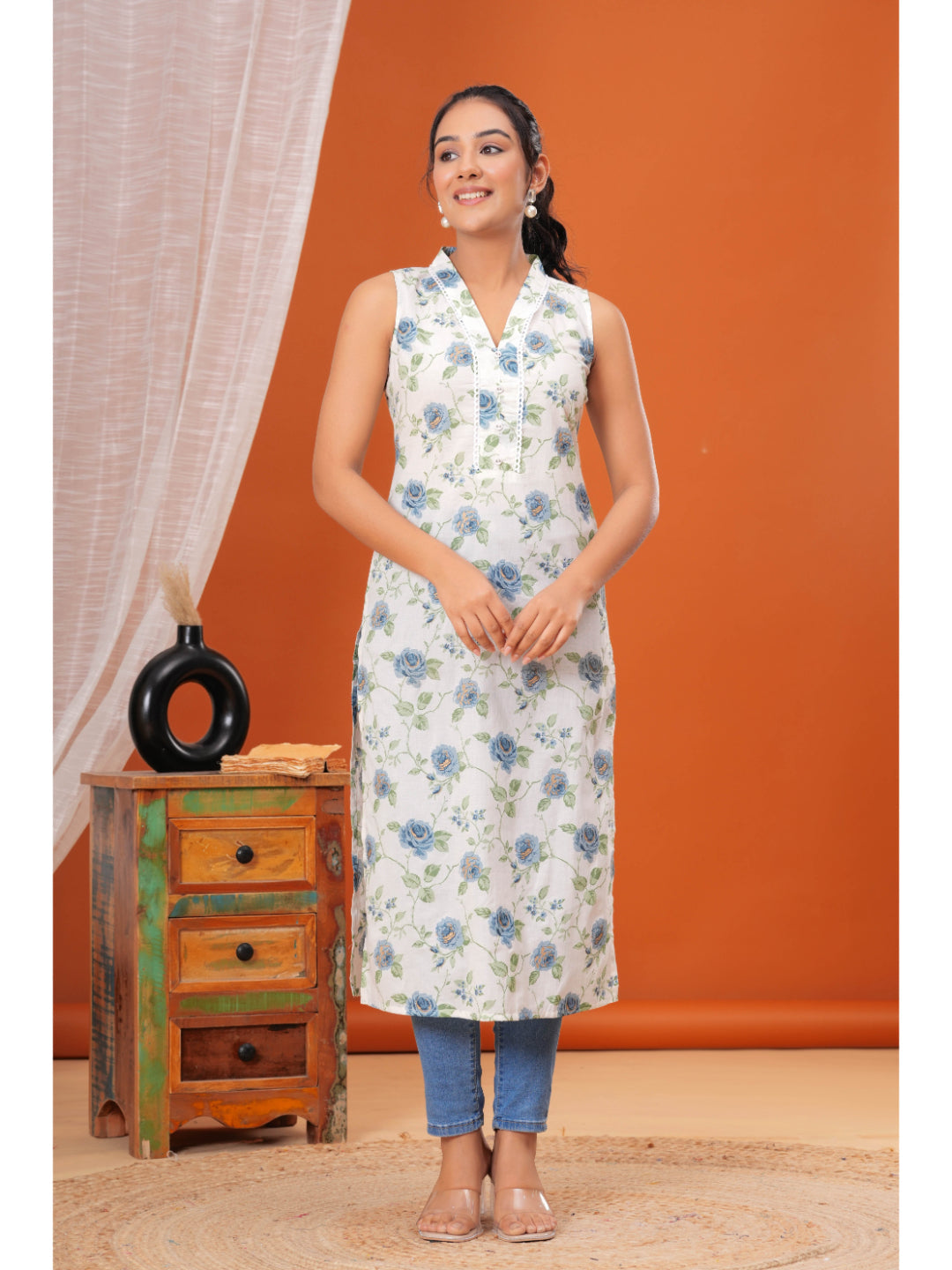 Off White Floral Printed Straight Sleeveless Kurta