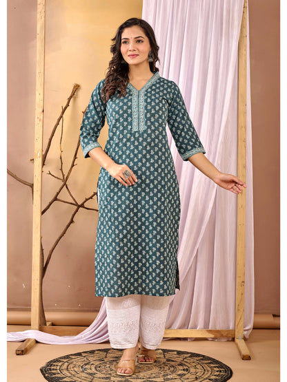 Green Printed Straight Kurta with Three Quarter Sleeves