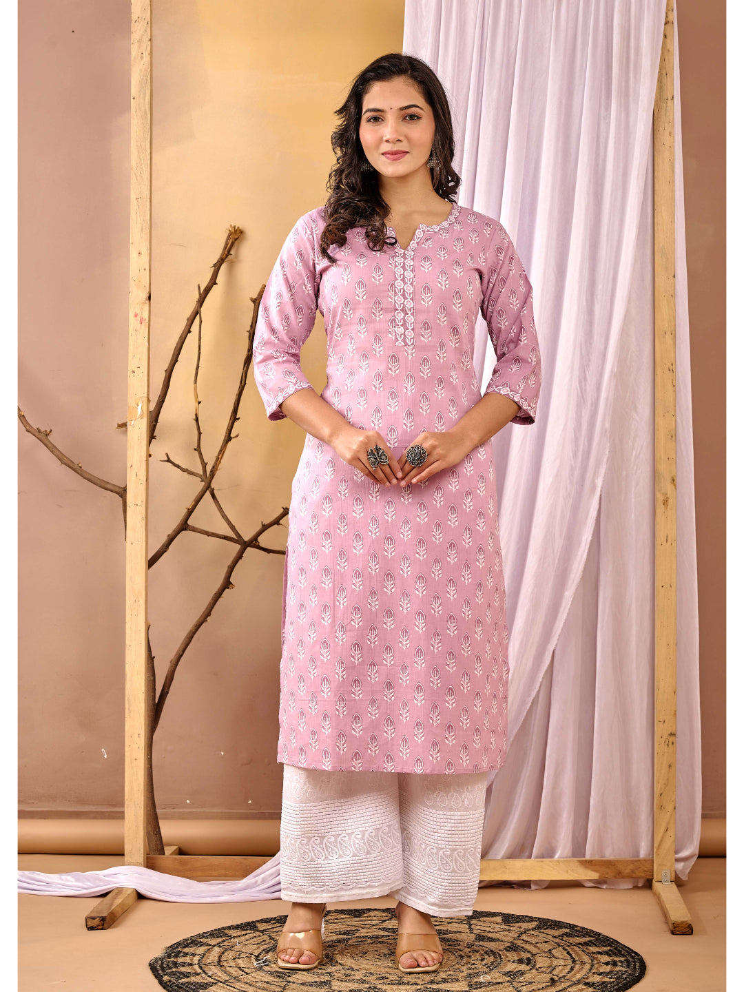 Mauve Printed Straight Kurta with Three Quarter Sleeves