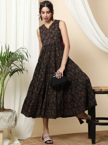 Cotton  Calf Length Printed  Sleeveless V-Neck Dress