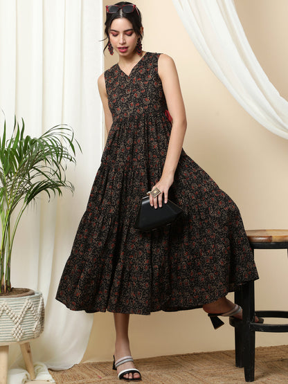 Cotton  Calf Length Printed  Sleeveless V-Neck Dress (Preorder)