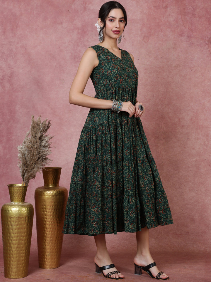 Cotton  Calf Length Printed  Sleeveless V-Neck Dress