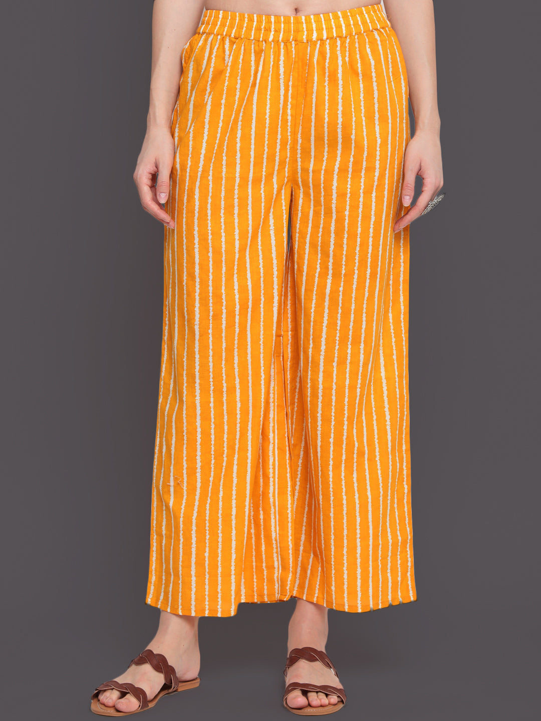 Printed Straight Calf Length 3/4 Sleeves Round Neck Cotton Kurta & Palazzo (Preorder)