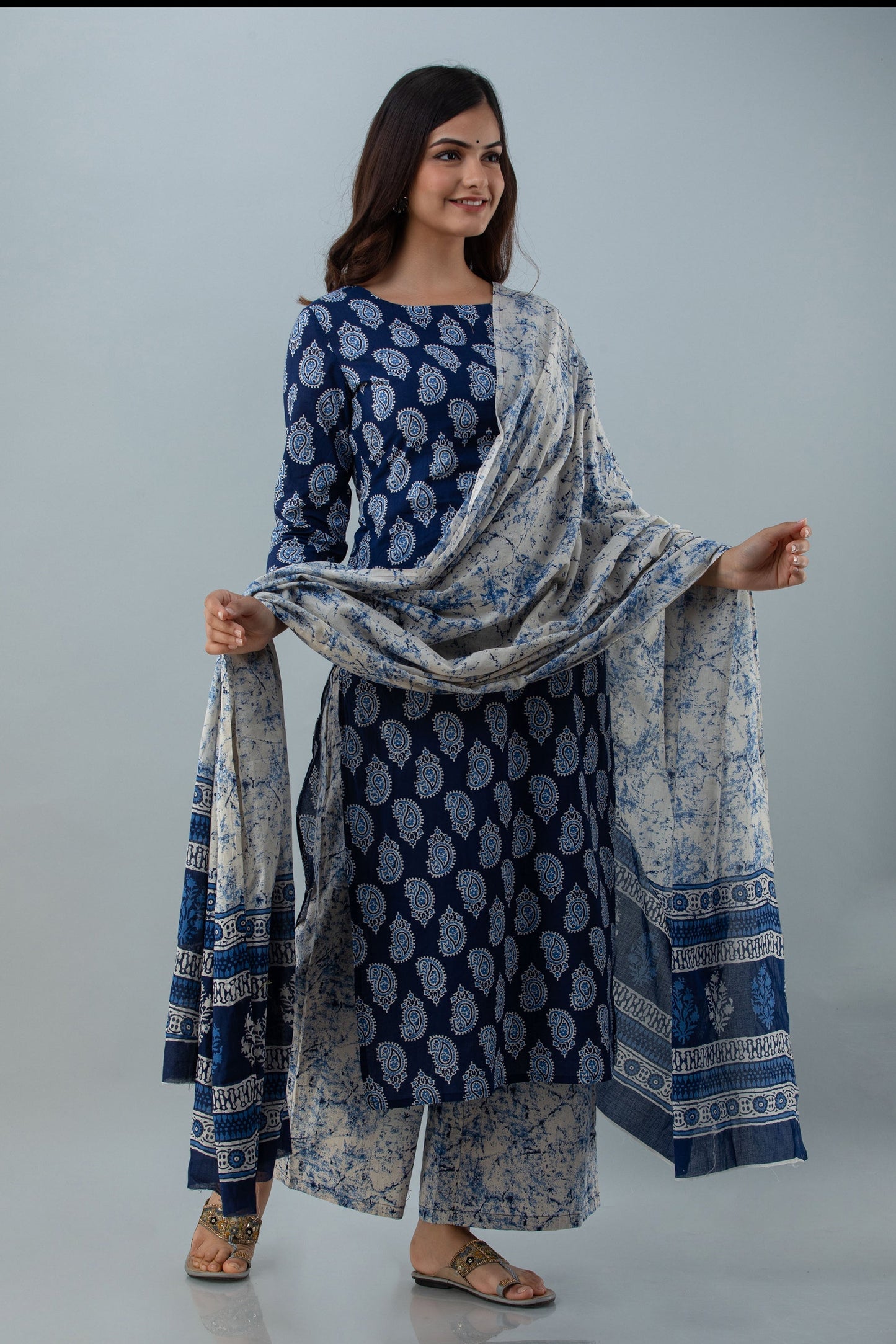 Printed Straight Calf Lenth 3/4 Sleeves Round Neck Cotton Kurta Set (Preorder)