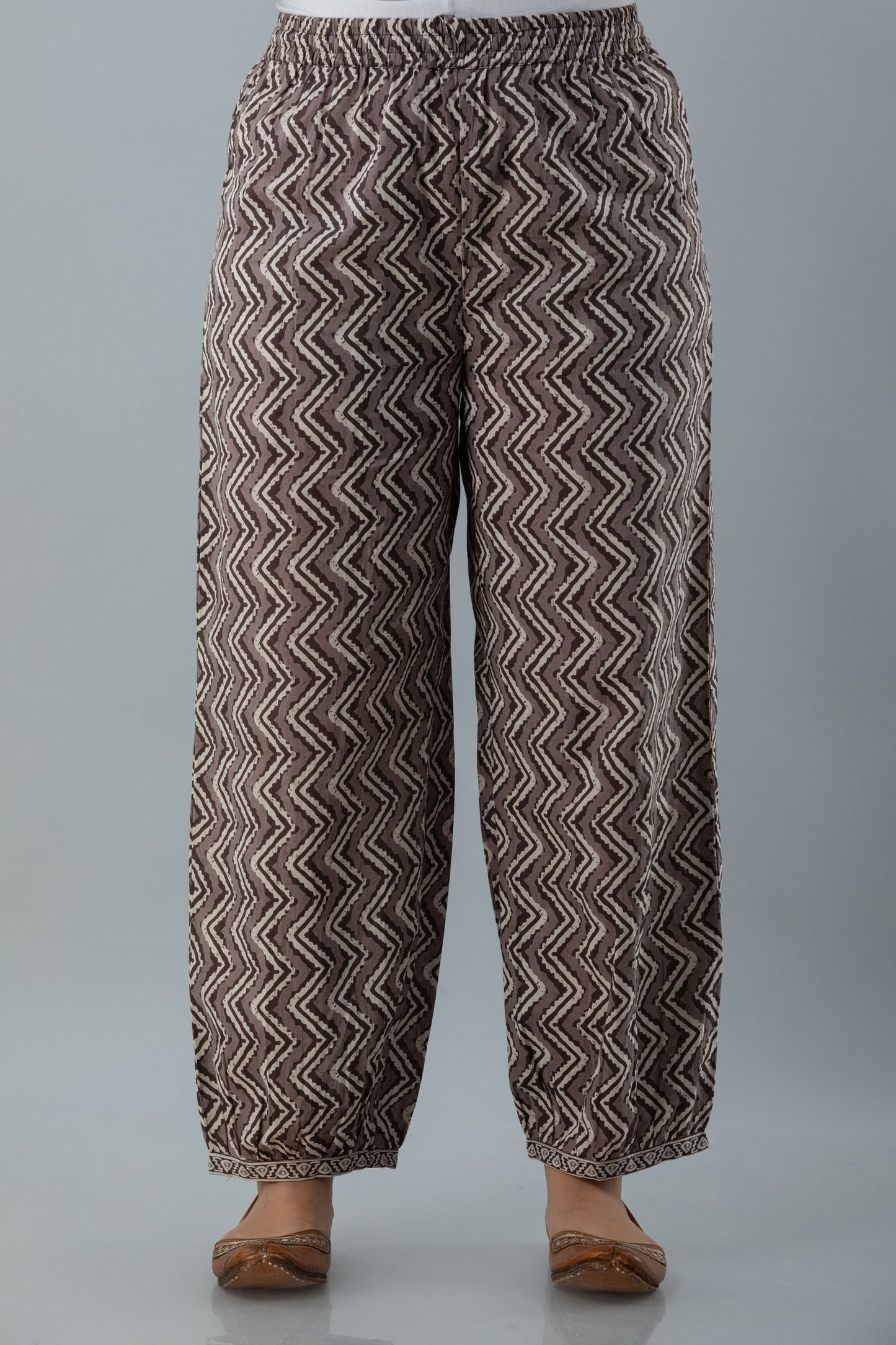 Printed Straight Calf Lenth 3/4 Sleeves Round Neck Cotton Kurta Set (Preorder)