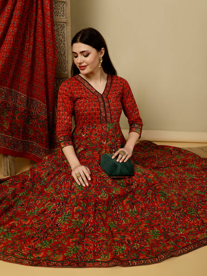 Calf Length Semi-Flared 3/4 Sleeves V Kurta Bottom Dupatta Set (Preorder)