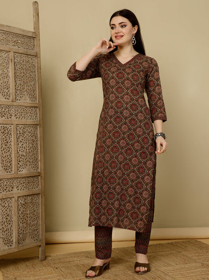 Calf Length Straight 3/4 Sleeves V Kurta Bottom Dupatta Set (Preorder)