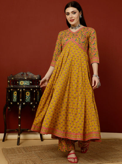 Calf Length Semi-Flared 3/4 Sleeves V Kurta Bottom Dupatta Set