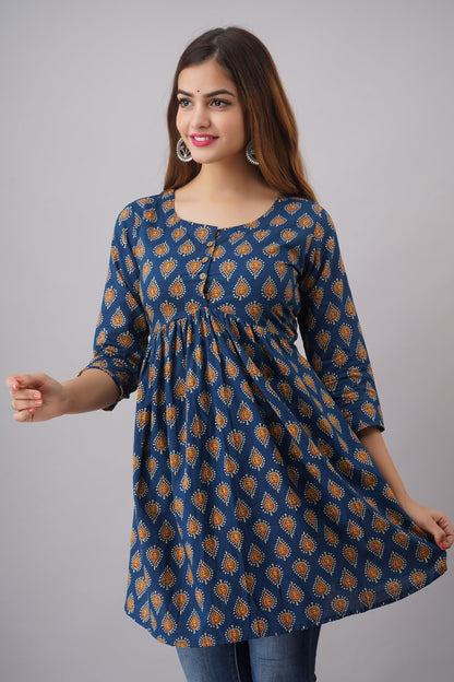 Cotton Short Length Printed  Flared 3/4 Sleeves Round Neck Top (Preorder)