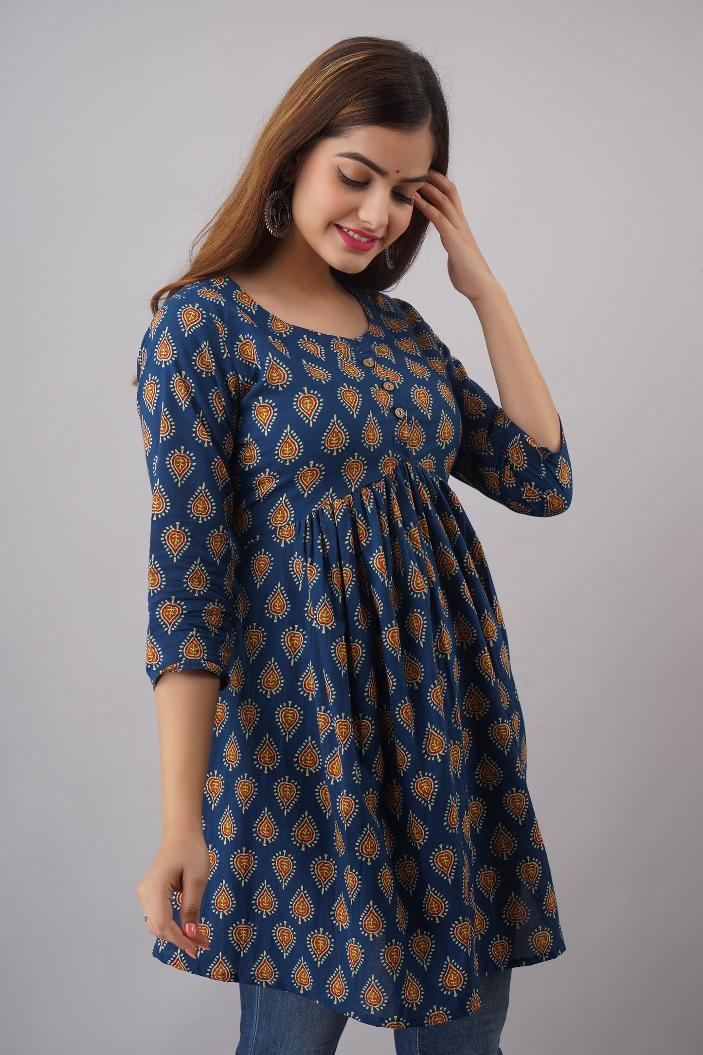 Cotton Short Length Printed  Flared 3/4 Sleeves Round Neck Top (Preorder)